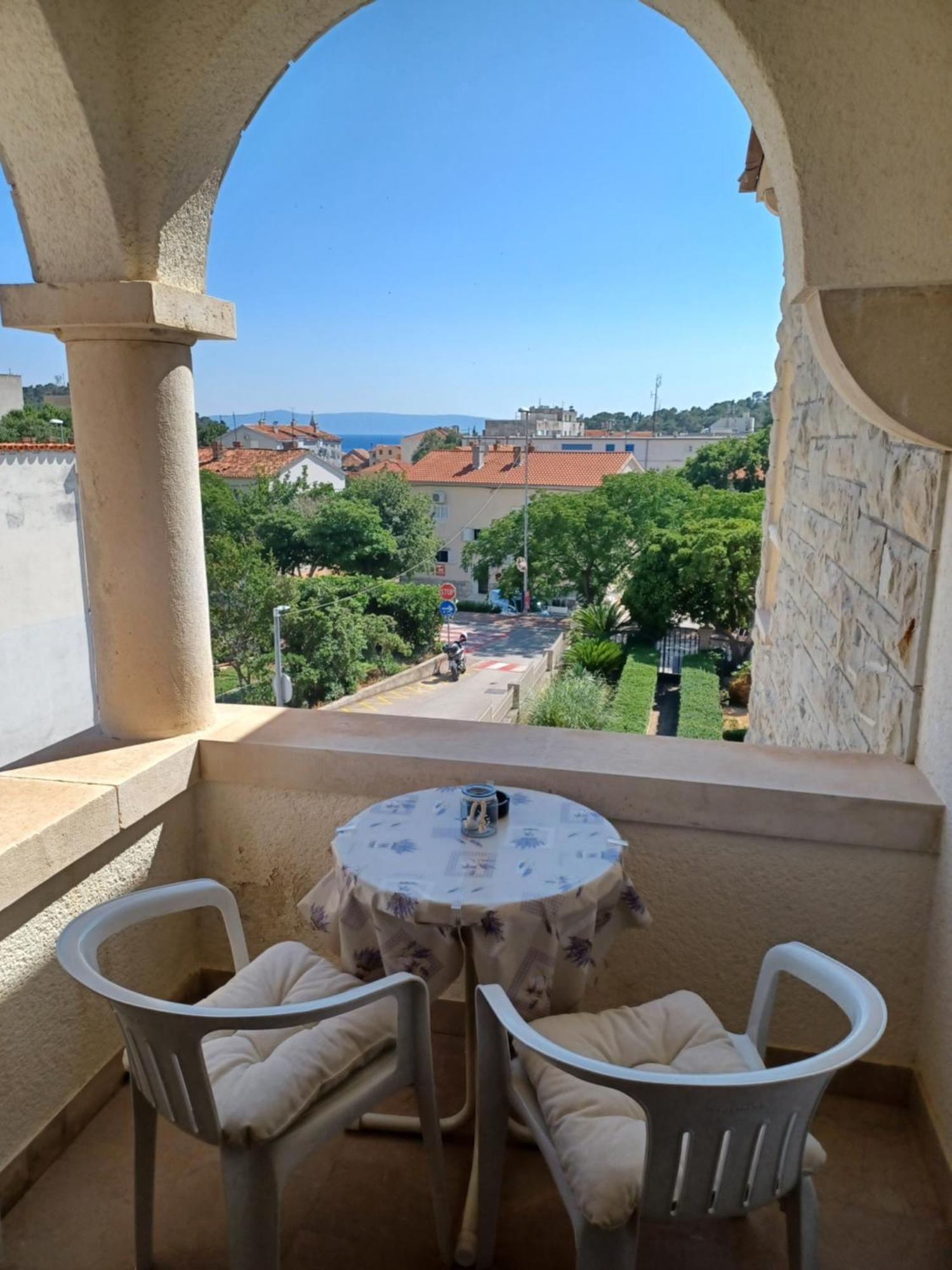 Apartments Emilija Makarska Rom bilde