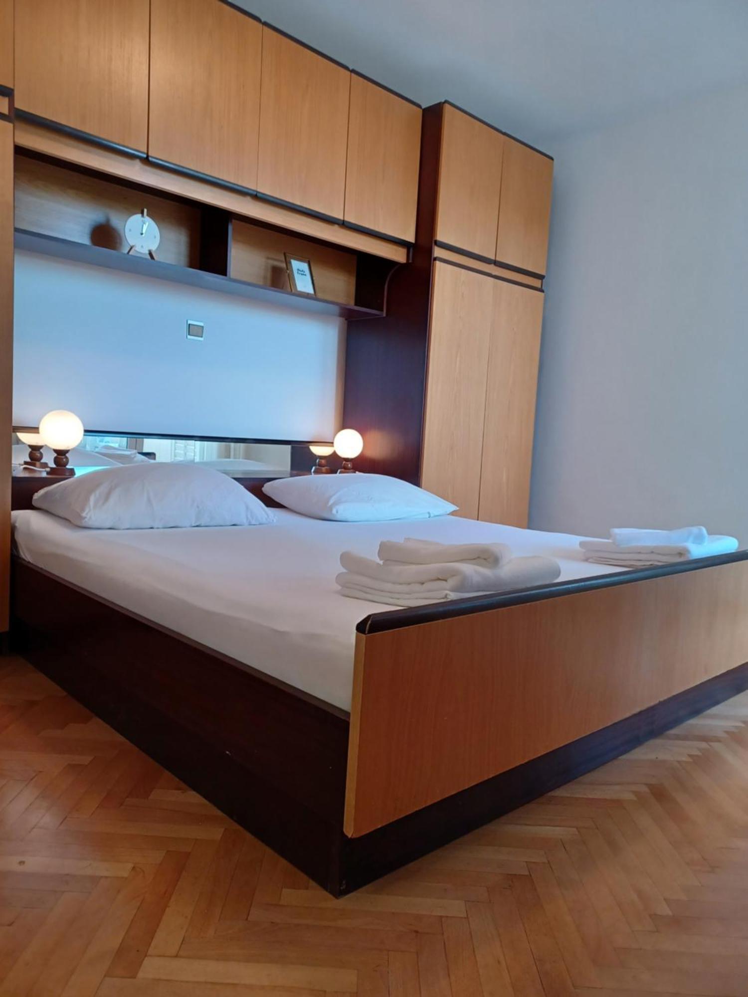 Apartments Emilija Makarska Eksteriør bilde