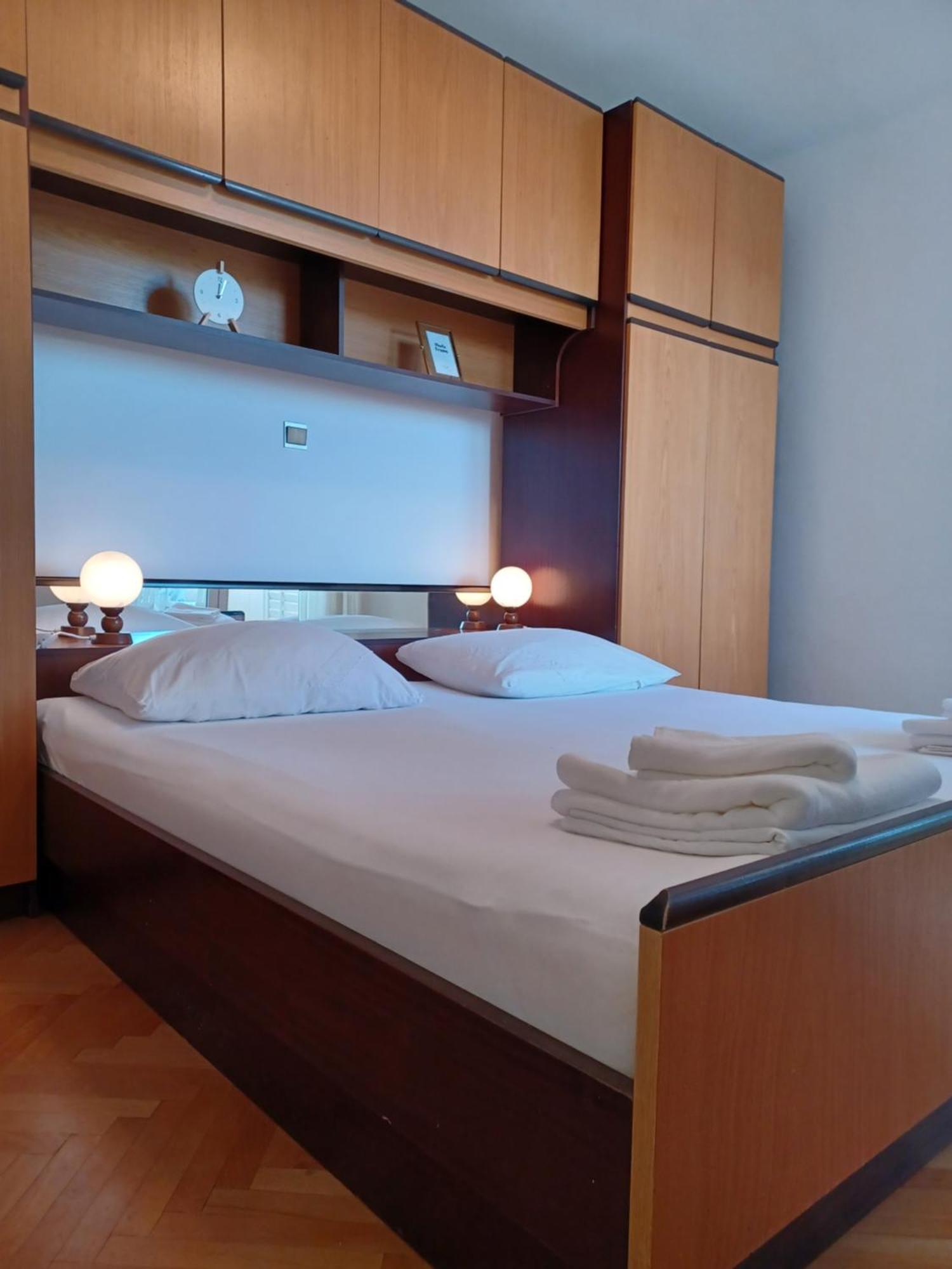 Apartments Emilija Makarska Eksteriør bilde