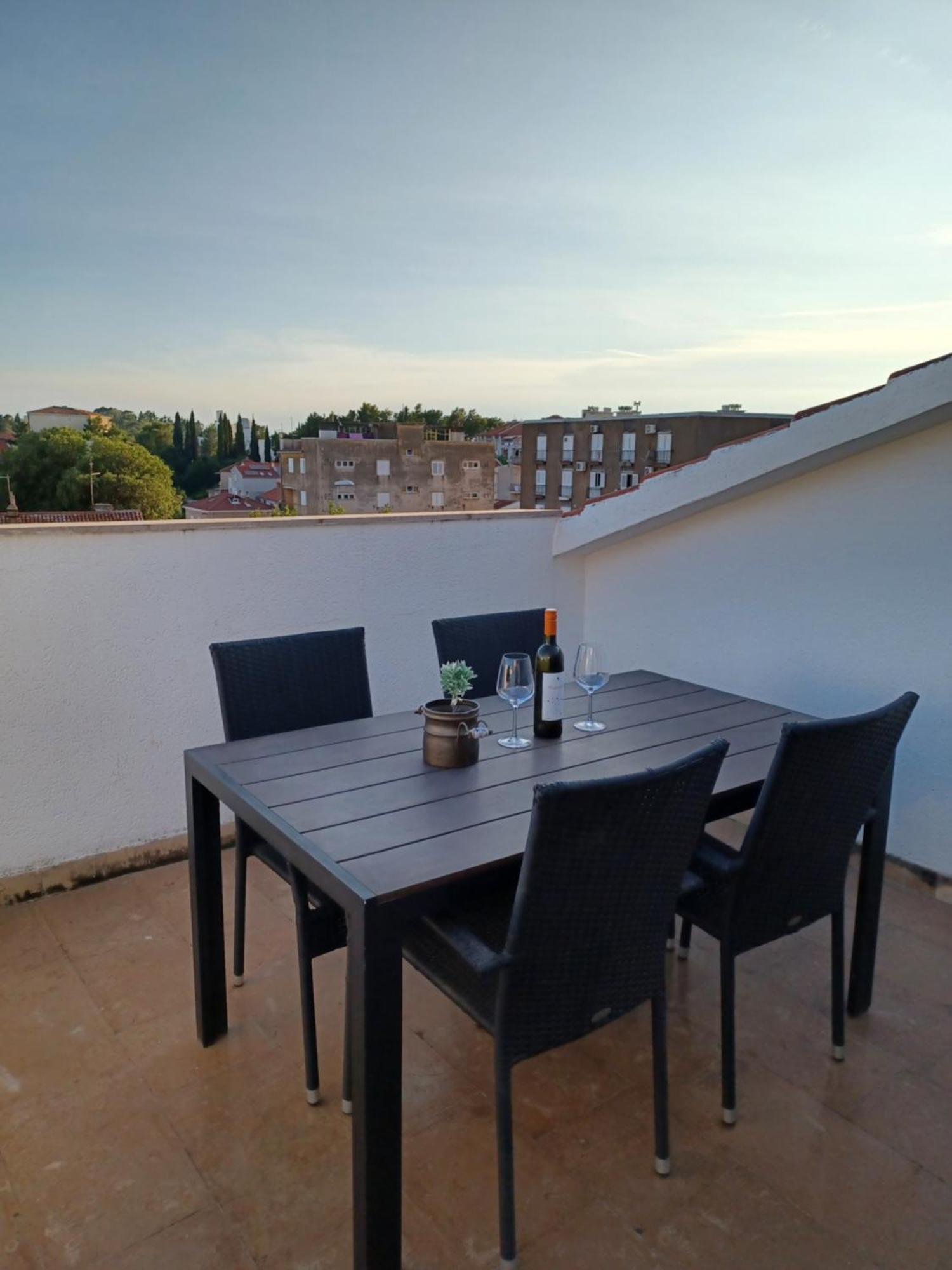 Apartments Emilija Makarska Eksteriør bilde